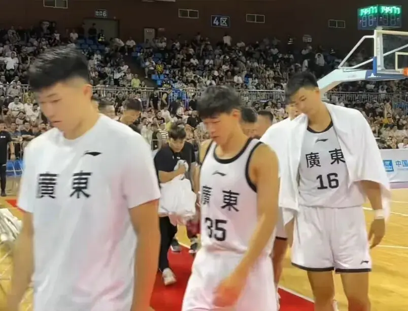 球员, 轻球员无法